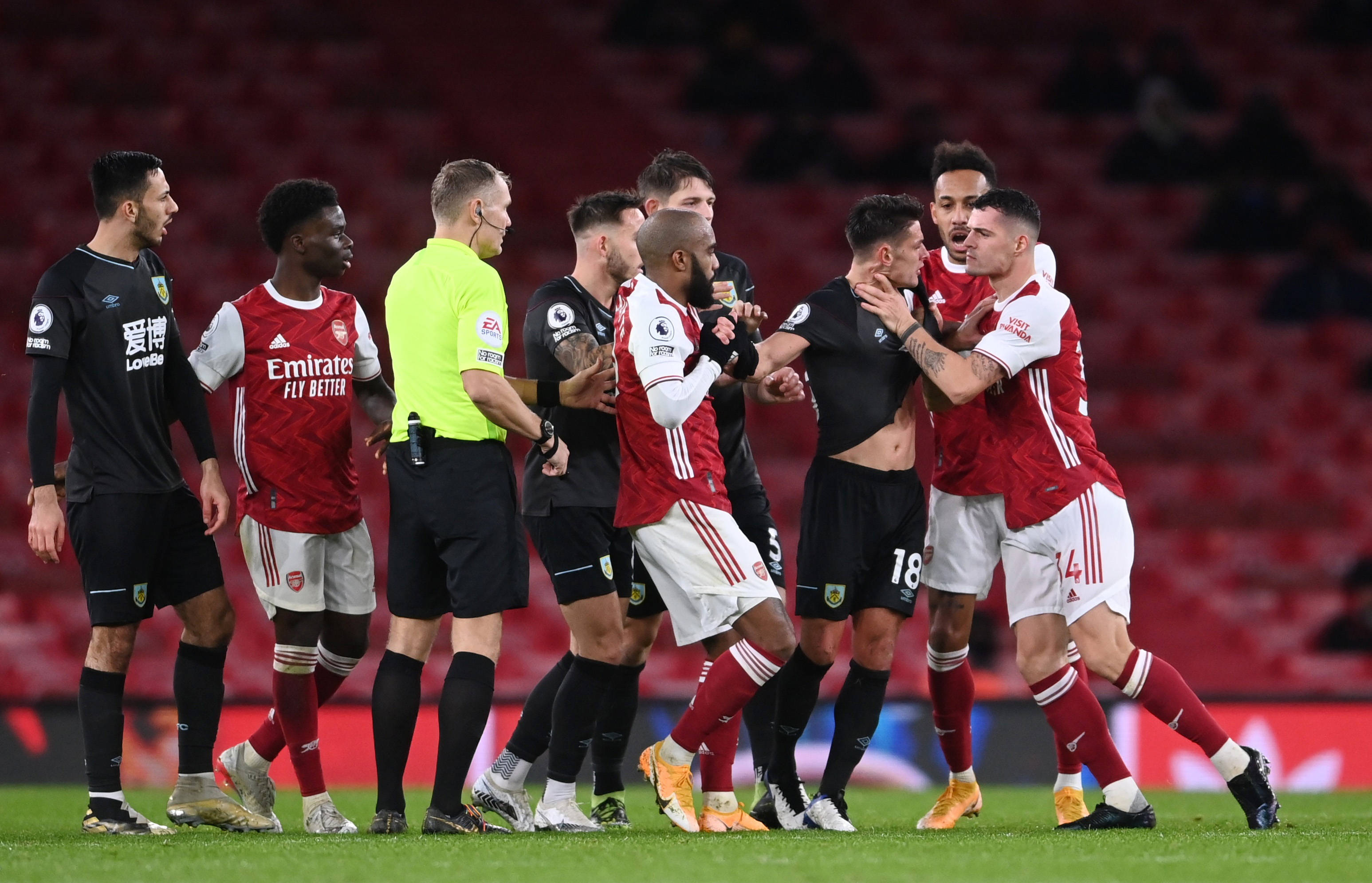 中穩步攀升 中穩步攀升