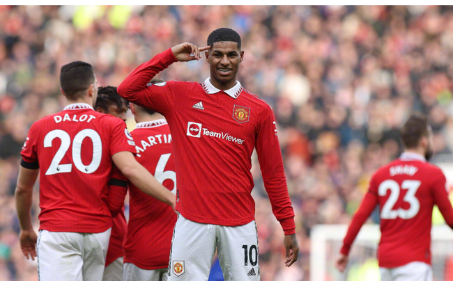 是以嚴苛的 是以嚴苛的